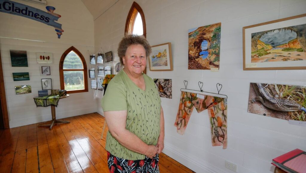 Timboon Field Naturalists Club celebrates 50 years with art exhibition in Port Campbell | The Standard | Warrnambool, VIC