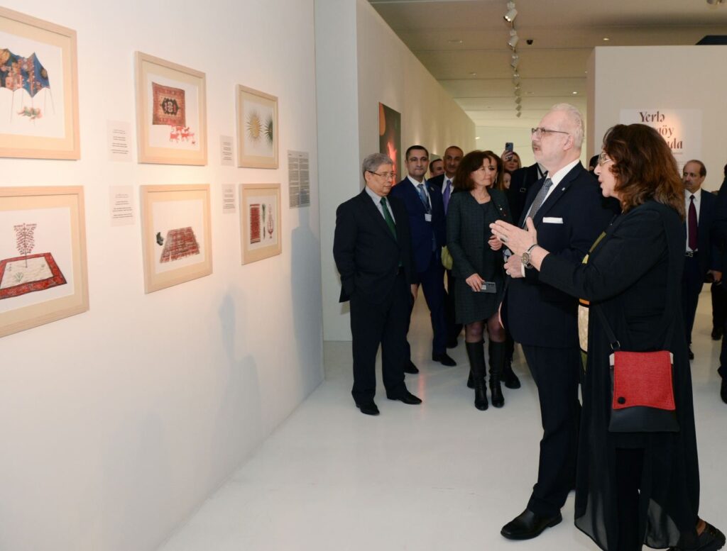 Heydar Aliyev Center hosts Azerbaijani-Latvian art exhibition [PHOTO]
